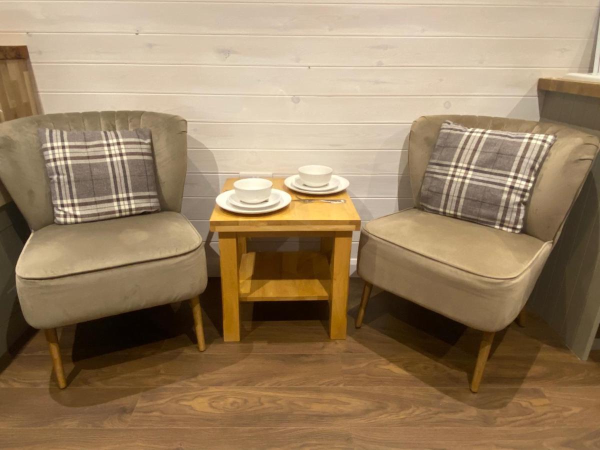 Oakies Farm Stays Llandovery Dış mekan fotoğraf