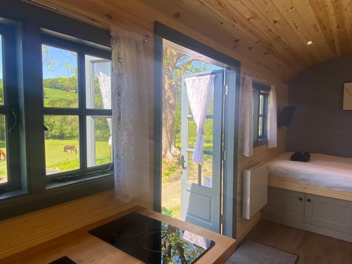 Oakies Farm Stays Llandovery Dış mekan fotoğraf